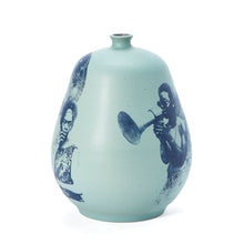 Load image into Gallery viewer, Artist Series Vase #18 | The Terence Hammonds Rookwood Collection
