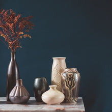 Load image into Gallery viewer, Hand Thrown Vase #054 | The Glory of Glaze
