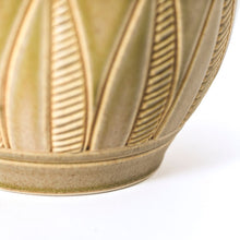 Load image into Gallery viewer, #150 Flowerpot | Hand Thrown Vessel Collection
