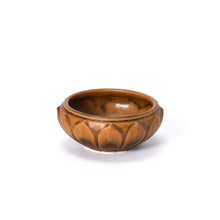 Load image into Gallery viewer, Small Flower Dish, Chestnut
