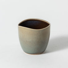 Load image into Gallery viewer, Riverstone Cup- Seafoam
