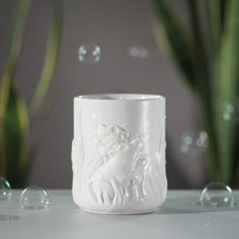 Load image into Gallery viewer, Happy Hippos Candle- Himalaya
